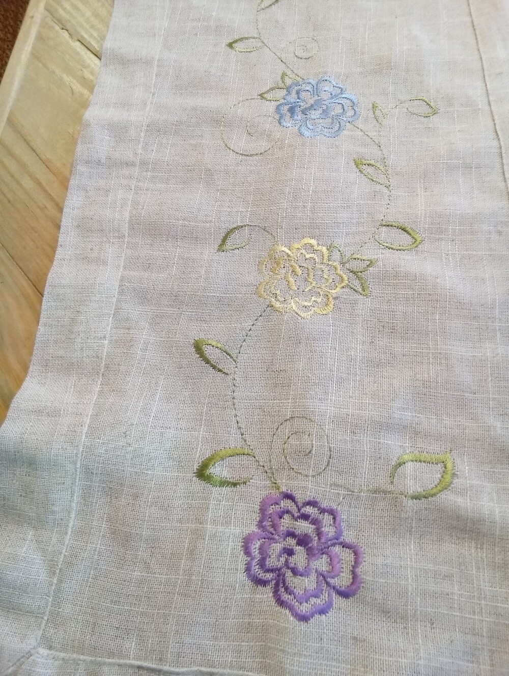 Beatiful Embroidered Table Runner. 12.5" X 53" Intricate Floral Pattern Pastal